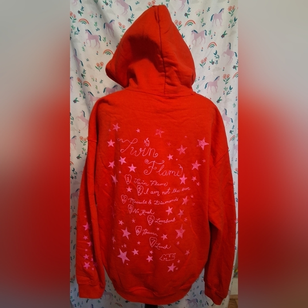 NWOT RARE Maude Latour Twin Flame Bubble Tour Merch Hoodie SwesterTop SZ L - Picture 2 of 9